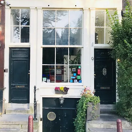 Tulip Of Bed & Breakfast