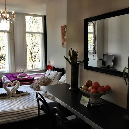 Tulip Of بيت ضيافة أمستردام